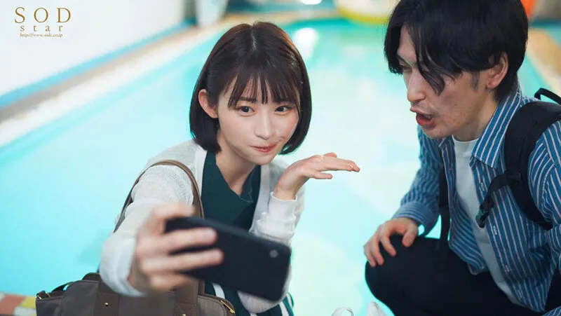 【夏といえば水着！SODstar全員ビキニ祭】彼氏にデートをドタキャンされた先輩から突然の呼び出し！後輩の僕を一日中連れ回し当てつけベロチュウ＆ヤケクソ杭打ち騎乗位 宮島めい