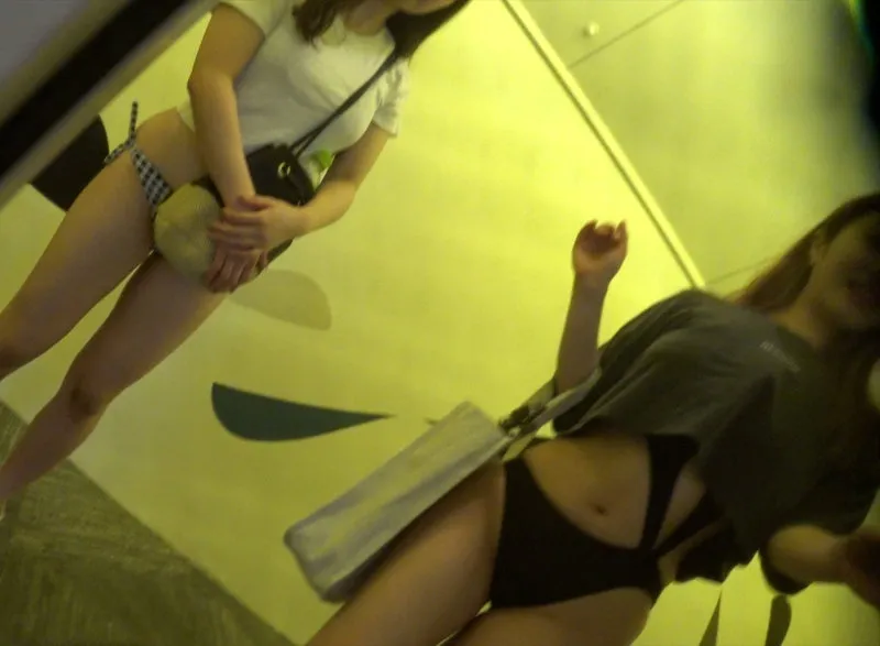 【愛野ひなた 深月めい】めい＆ひなた【水着美少女 乱交中出しハメ撮り流出】