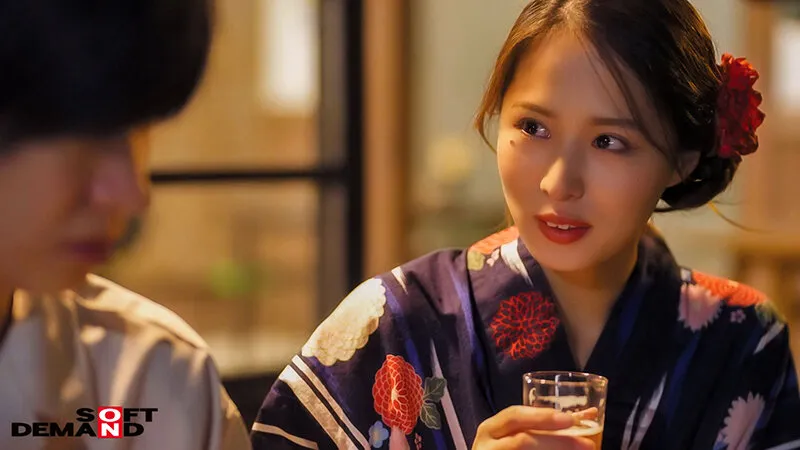 夏の田舎で童貞の僕は年上従妹の冗談を真に受け、中出しし続けた。 桃色かぞくVOL.36 通野未帆