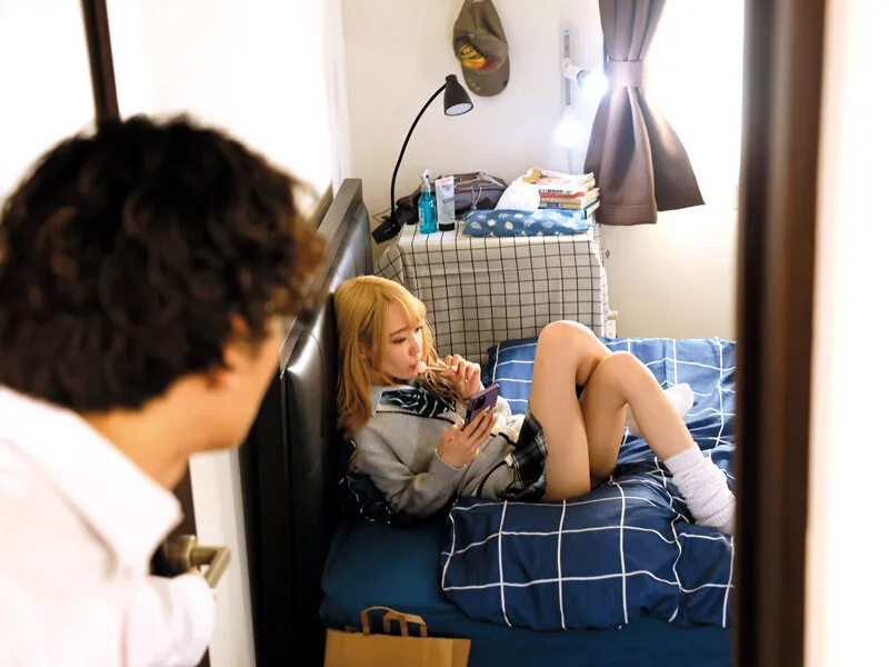 【JK】経験人数3ケタのヤリマンなのに童貞クンの隠れ巨根で過去イチ爆イキしてしまい膣奥エグられる快感にドハマリするビッチギャルちゃん 野々宮あめ