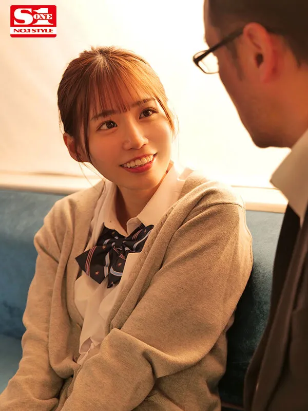 【JK】汚れを知らない笑顔少女を我慢できずにメチャクチャ痴漢してやったら… まさかの俺のテクの虜に。 未歩なな