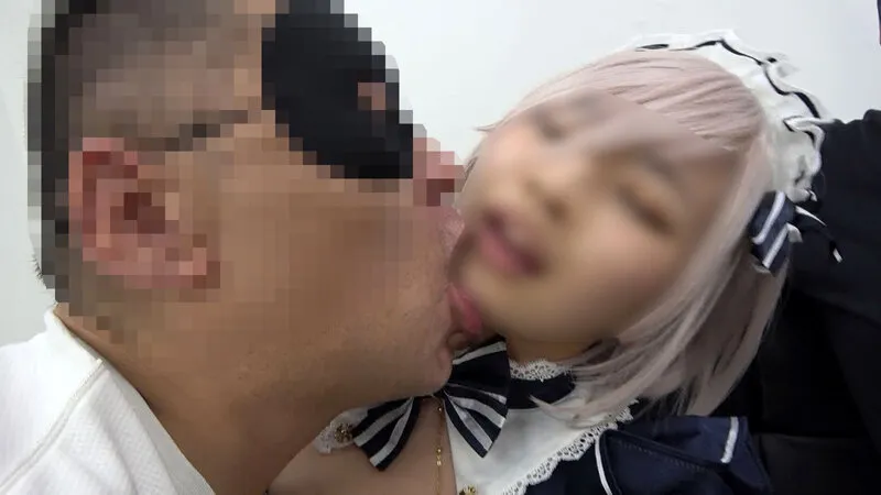 【如月夏希】7P大乱交意識高い系男装レイヤー19歳はガチ腐女子脳本物ドM連続Dキス＆行列イラマ喉ピストン【全員ザーメンをマ●コ全注入】地方在住の美巨乳Eカップ生真面目美少女を体液漬けエンドレスSEX豪華2本立て189分