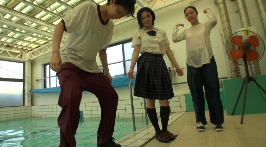 【JK着衣水泳】大事な事前経験【ウェット＆メッシー】