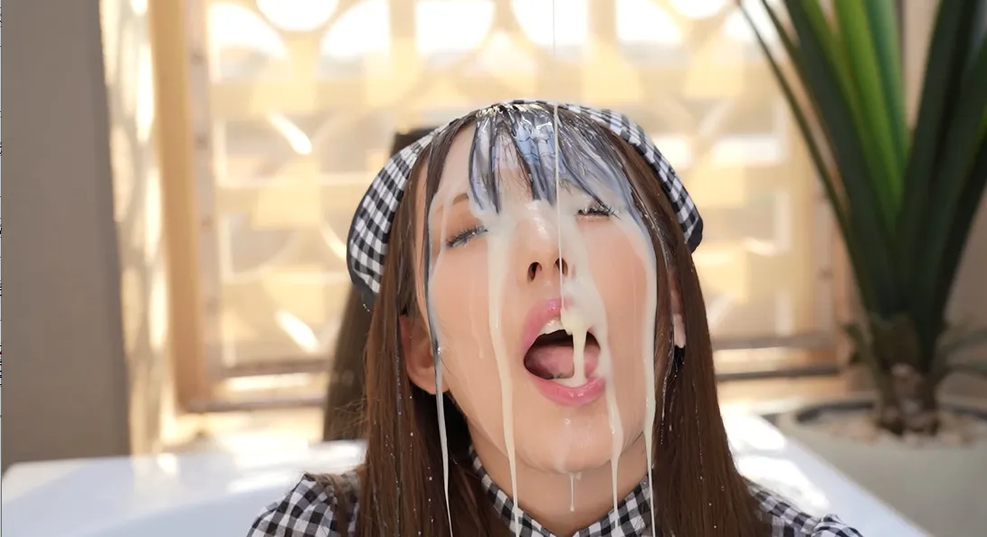 【黒居ろく】白くてドロドロなアレが好き！【ナースメイド 白濁ウェット＆メッシー コスROM】