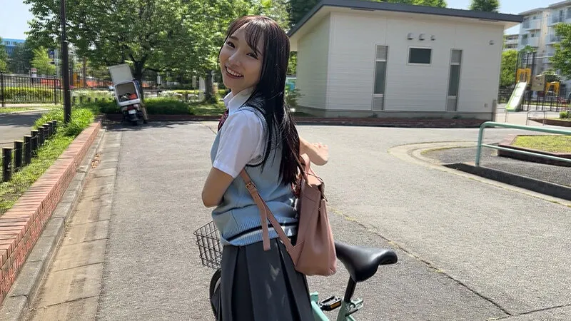 【雅子りな】【JK】【精飲セフレ】 近所に住む女子校生は精子が大好きで毎回会う度に飲ませています