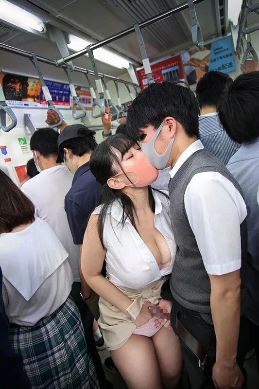 【吉根ゆりあ】マスク越しのキスは最高の前戯！美淑女に満員状態で息がかかるほど密着したらベロキスを求められヤられた 無自覚に誘惑する爆乳OL