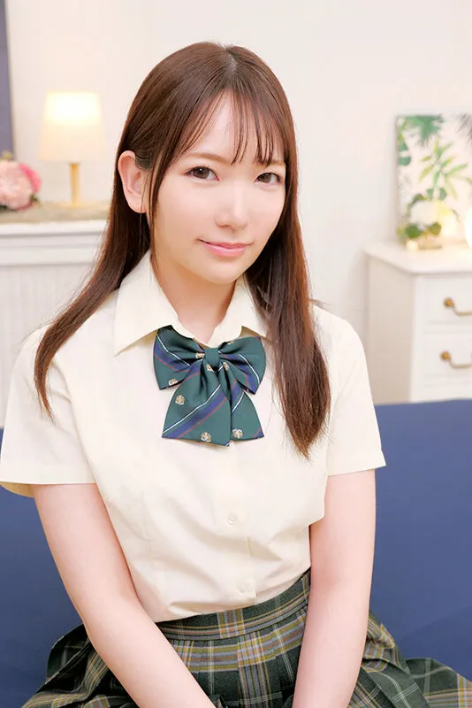 【白石かんな】【JK】素人女子校生限定！ パンティ素股でカチカチのAV男優ち○ぽがアソコに擦れて赤面発情！エアーセックスのはずがパンツ越しに擦れて汁まみれ！つるんと入ってそのまま生ハメセックス！かんなちゃん