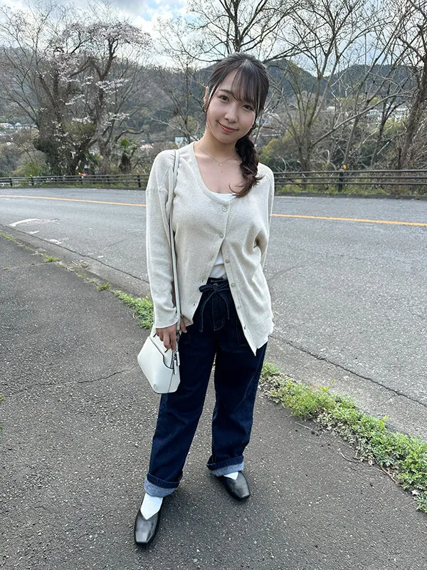 【星乃夏月】油塗（ヌルテカ）パイズリ露出 ミニマム巨乳Gカップちゃんと全身ヌルヌル野外性交