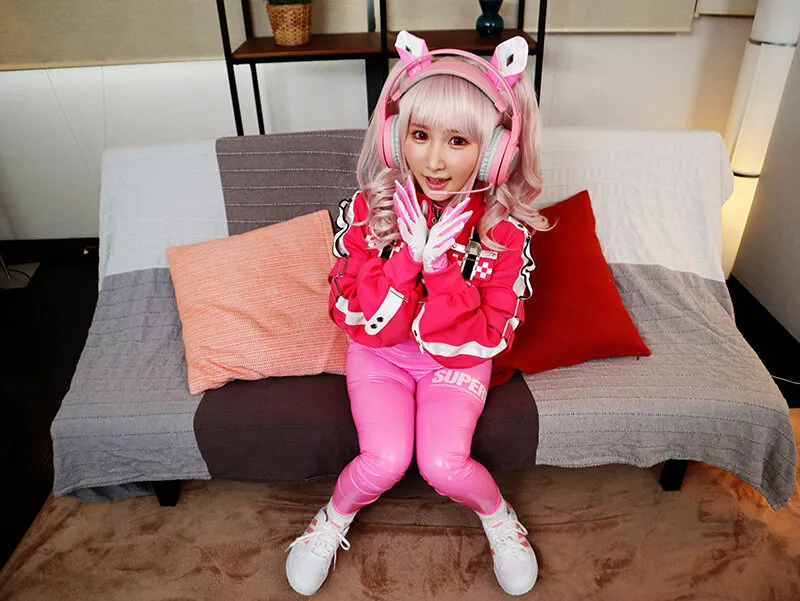 【由良かな】【NIKKE アリス コスプレAV】大人気レイヤーKちゃん。超美形のこの顔でこの激カワ衣装、最強でしょう。