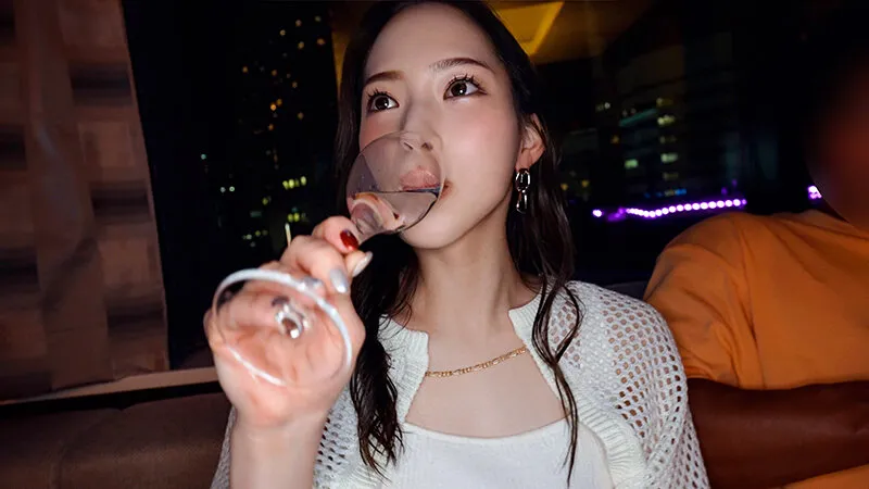 【二宮和香】【個人撮影】関西極上セレブ妻 ミカ 31歳 筋肉男に無茶苦茶にされに上京！妊娠確実の生ハメ連続中出し3P浮気ハードSEX