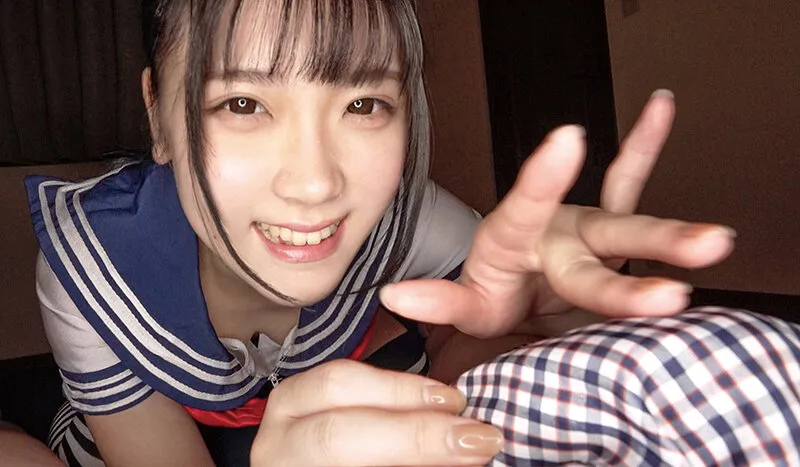 無邪気におじさんを誘惑するめいっ子の好き好きアピールが凄くて思わずパイパンマ●コに中出ししてしまった。 皆瀬あかり