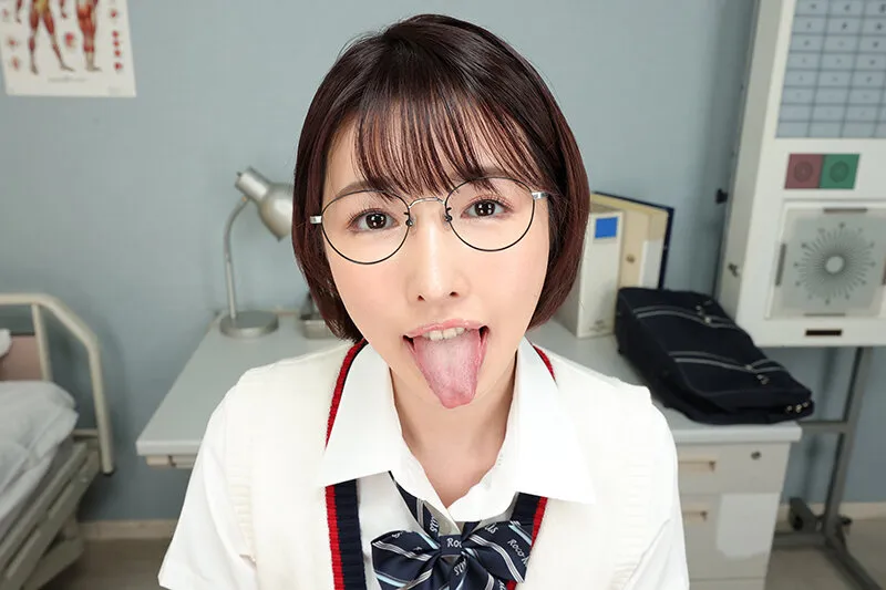 【東城ゆい】【JK】【VR】【8K VR】真面目で大人しめな眼鏡女子ほど、実はクラスの男子でオナニーしているエロ偏差値も高学歴女子だった！ ゆい