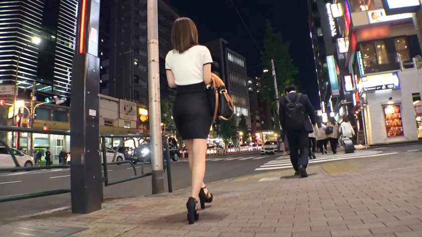 【二ノ宮せな】マジ軟派、初撮。 1960 職場のストレスをHなライブチャットで発散する隠れエロ娘をナンパ成功！見られる事での快感はAVにも通じるところがあって…？声を押し殺そうとするも膣奥突かれる快感にどうしても漏れでてしまう！