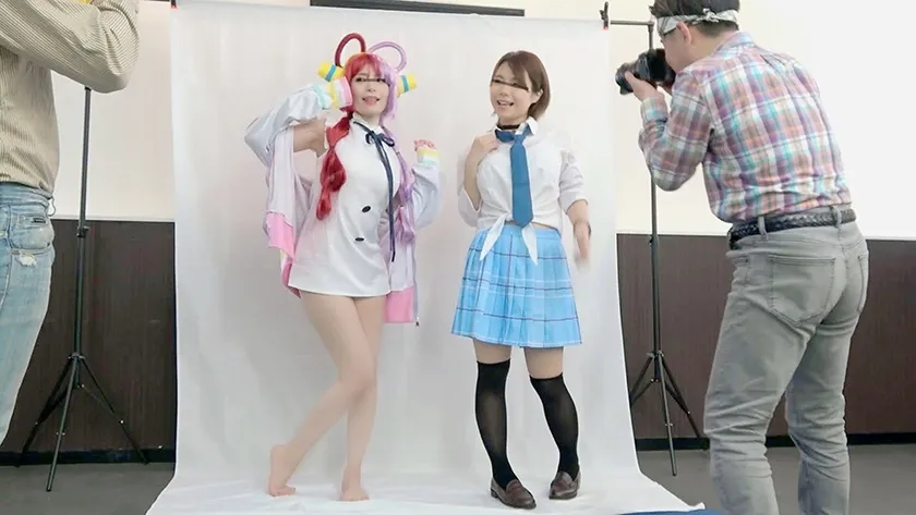 【着せ恋 喜多川海夢＆ONE PIECE ウタ コスプレAV】【レイヤー撮影会裏オプ】海○×ウ○ 美少女レイヤーのWフェラ