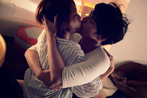 【浜崎真緒 神谷充希 東條有希 伊藤かえで】After work II シークレットオフィス【向理来 橘聖人 東惣介 及川大智】