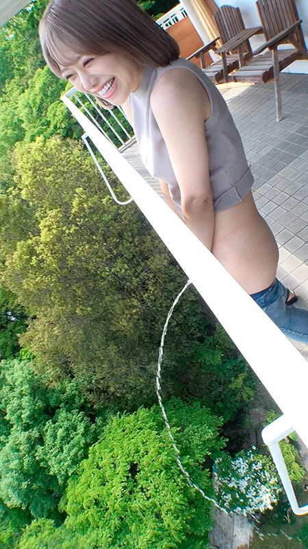 【有村のぞみ】立ちション女子散歩 スレンダー美女が立ったままこっそり野ション出来るようになるまでの放尿記録