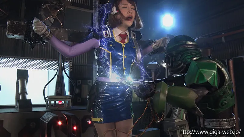 スーパーガードウーマン 超抵抗 神楽りん