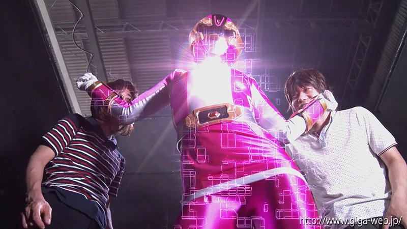 ヒロイン完コス陥落地獄 サバイブピンク 斎藤まりな