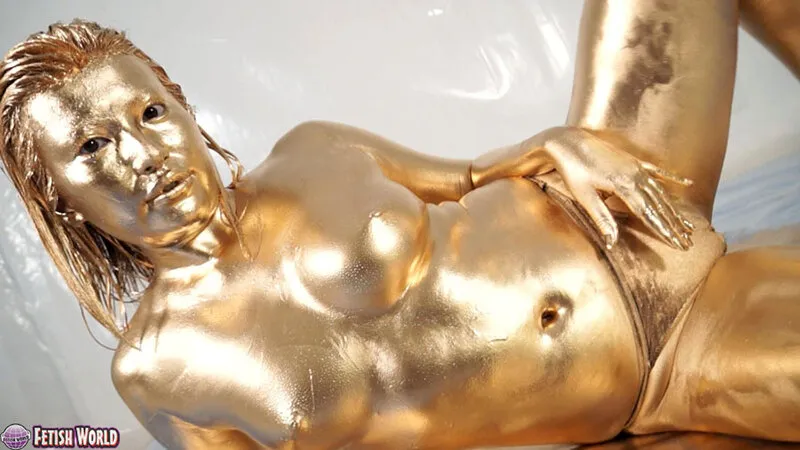 【若宮はずき】早川瑞希が金粉に挑戦！【ウェット＆メッシー】