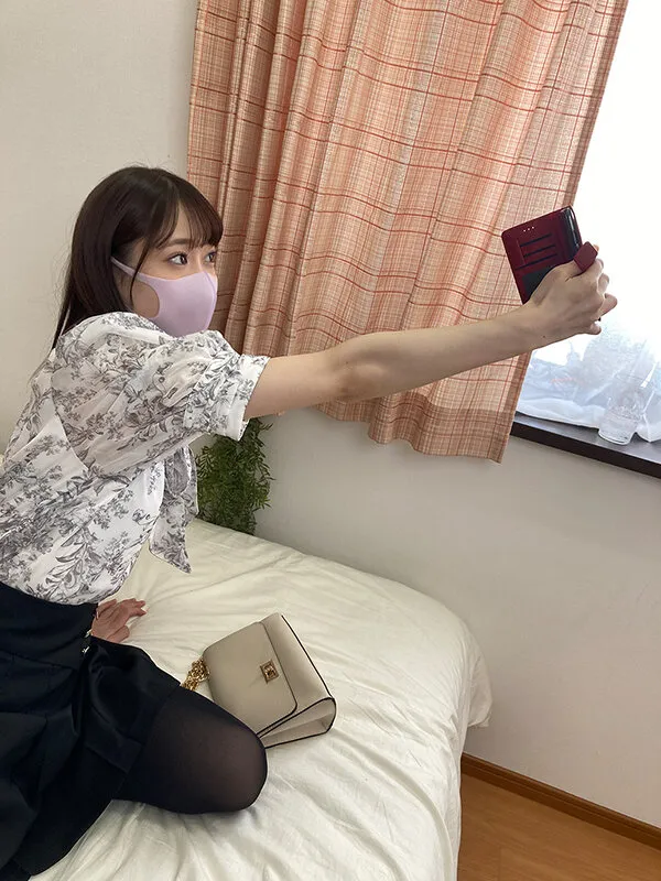 【天然美月】【VR】【フリースタイルVR】塩対応×P活女子×20歳大学生美月×激ピス×中出し4発