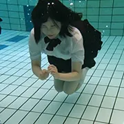 【JK着衣水泳】新入生自主的水泳授業【ウェット＆メッシー】