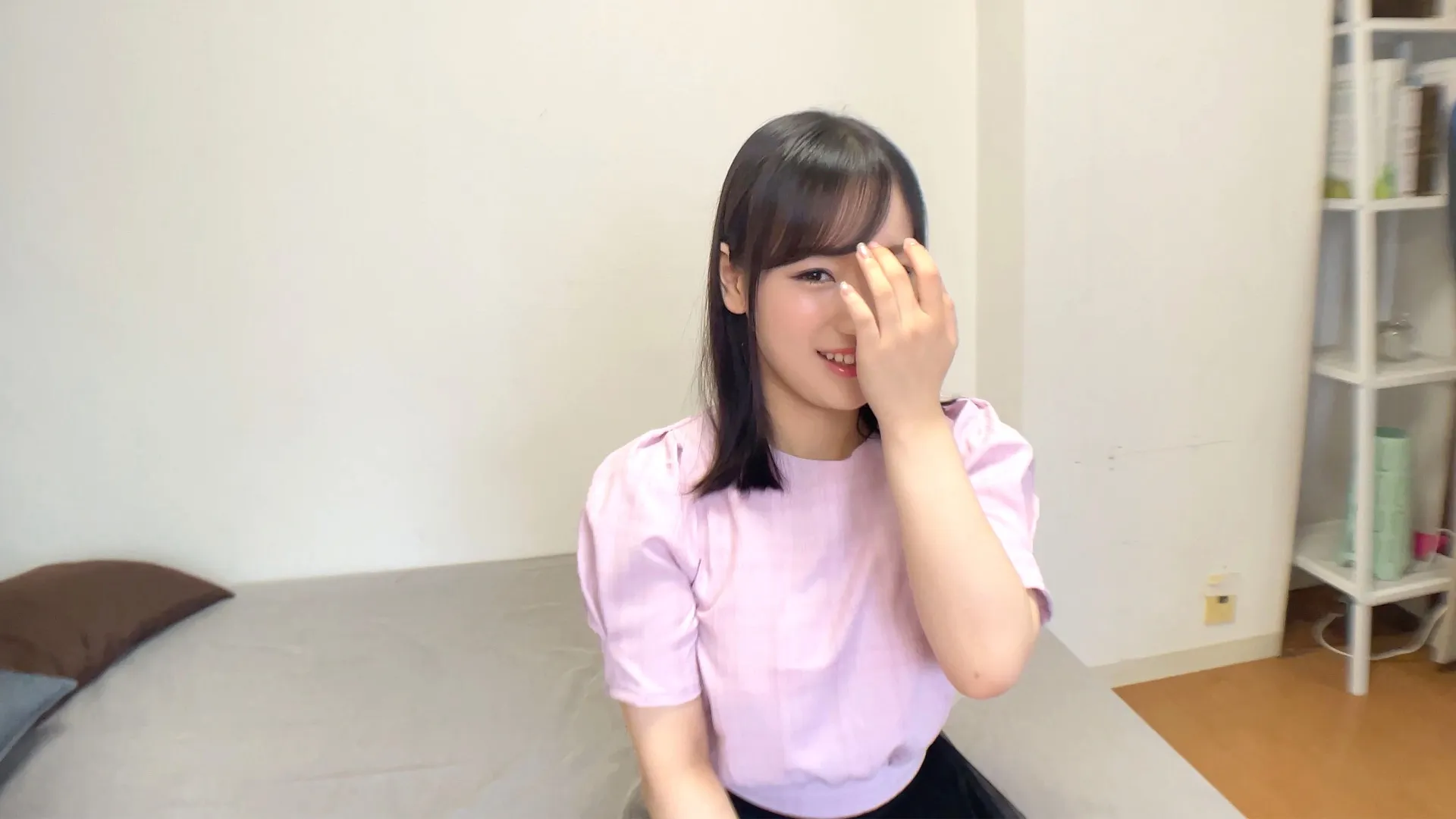 個撮）北千住　Hcup　爆乳のド●ックストア店員　真昼間からsnsでパ●活　一部始終流出