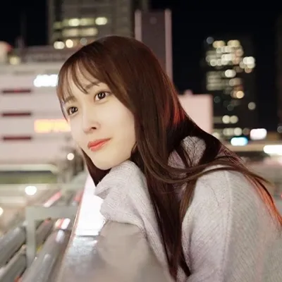 【天然美月】あざとカワイイ後輩美女。久しぶりの再会でいきなりラブホに誘われＳＥＸ！野外駐車場で焦らしフェラで口内発射したザーメン口に含んで街中徘徊！？