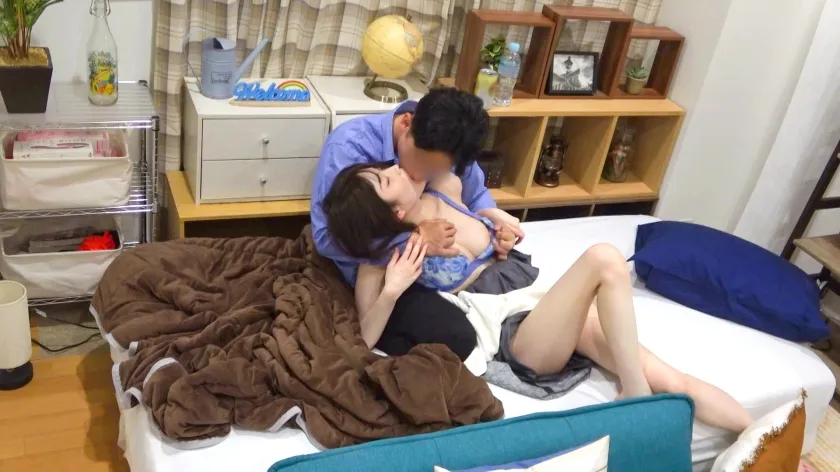 【本田もも】百戦錬磨のナンパ師のヤリ部屋で、連れ込みSEX隠し撮り 309 宅飲みでいいムードになっていちゃいちゃチュッチュッしてるうちに…？真っ白な肌が隠しカメラの前に！性欲を掻き立てる小悪魔的かわいさ！喘ぎながらだいしゅきホールドしつつ首に腕を回してきてベロチューしてくるもんだから腰の動きもいつもより激しくなってしまって…