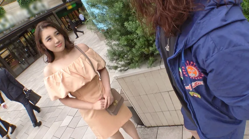 【佳乃三つ葉】マジ軟派、初撮。 1973【趣味：アプリで知り合った男と不倫】万年発情期のドスケベ妻をナンパ！旦那さんすんません、簡単にヤレましたわ！熟れはじめのムチッとボディ！下品な声をあげて中イキする姿に興奮必至！