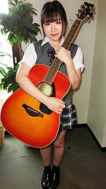 【JK】青春妊娠デビュー弾き語り少女 仲川ひなた