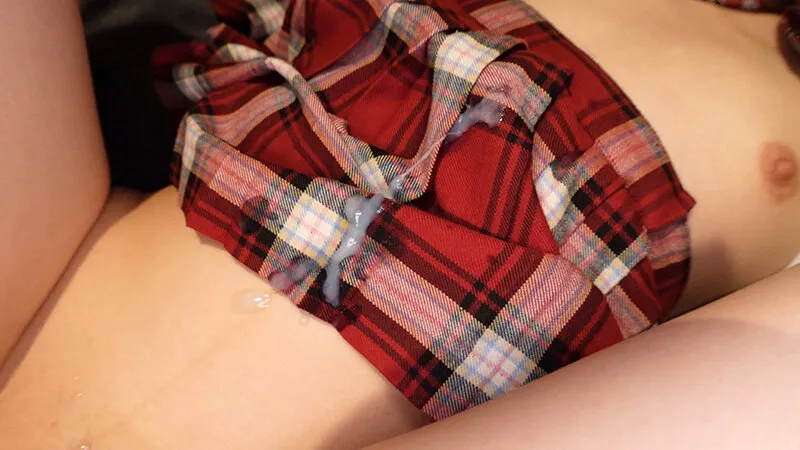 【泉りおん 百咲みいろ 雪乃える 他】【JK】「素人個撮」 女子○生卑猥ドライブ連れ込み性交