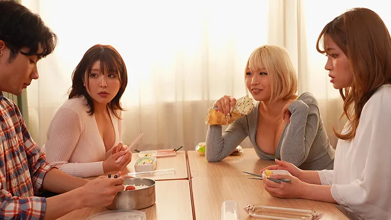 【新村あかり 乙アリス 椿りか】【JK】イジメが原因で〇校中退してニートだったボクが…定時制〇校に入学したらクラスメイトは全員シングルマザー！！どうやら女慣れしてない童貞のボクが可愛いみたいでまさかのモテ期に初めての青春到来！！