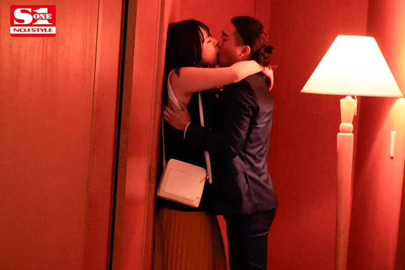 【Kカップ身長175cm】交わる体液、濃密セックス 完全ノーカットスペシャル みなと羽琉