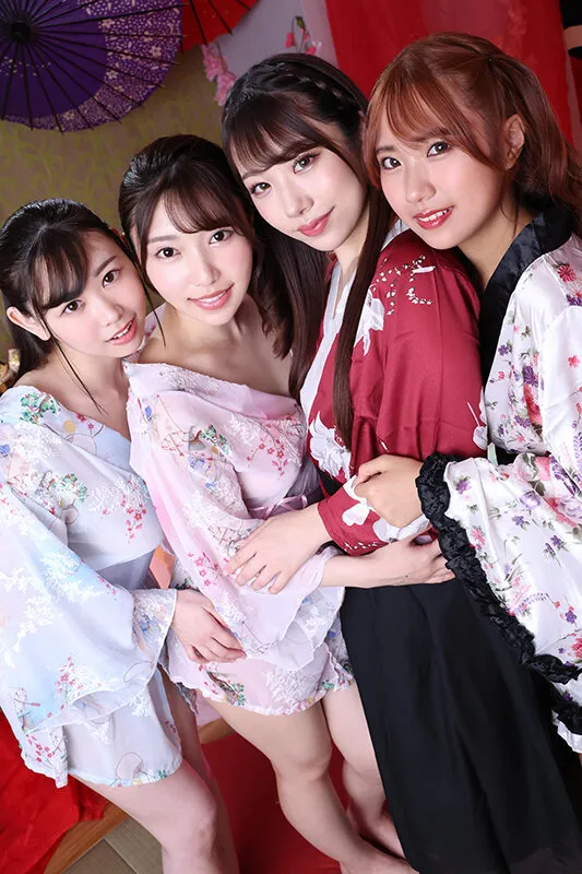 【綾瀬こころ 尾崎えりか さつき芽衣 和久井美兎】【VR】【8K VR】射精師4～女の子しか生まれない村に唯一生まれた僕～