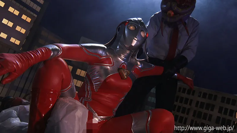 巨大ヒロイン（R） アルティーレイズ 平井栞奈