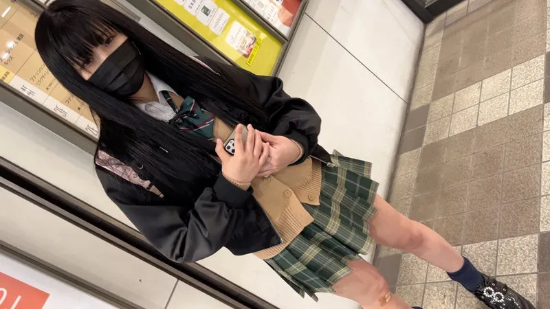 みさき【黒髪ロングサブカル系JK パパ活・中出しハメ撮り流出】