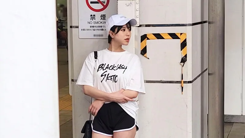 【藤子みお】SNSで知り合った最強クビレのボインちゃんは、男の顔に潮吹きすることを至上の喜びと感じる神乳痴女ビッチでした（汗） カレン（H-cup）