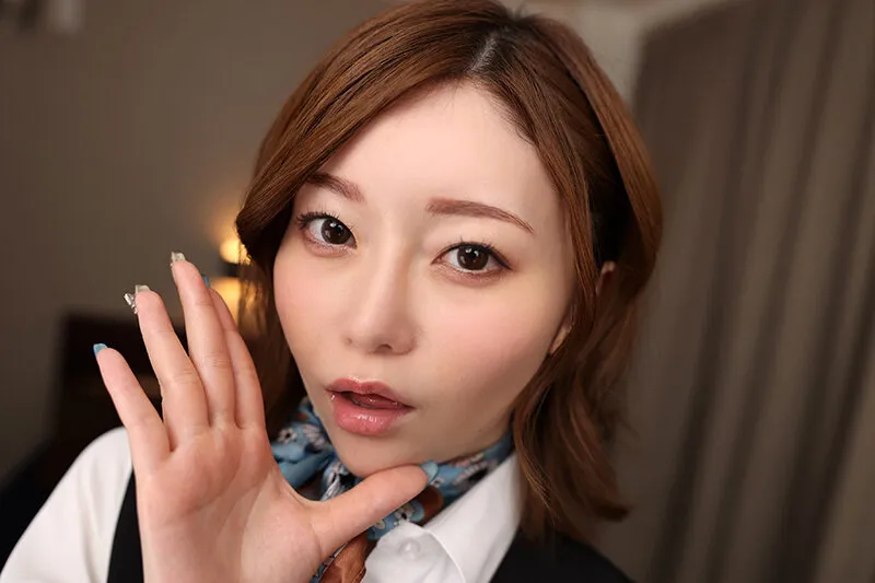 【秋元さちか】【VR】都内某所に存在している予約1年待ちの隠れ家 射精チケットつきおしゃぶり射精ホテル 敏腕コンシェルジュさちかさん（27）