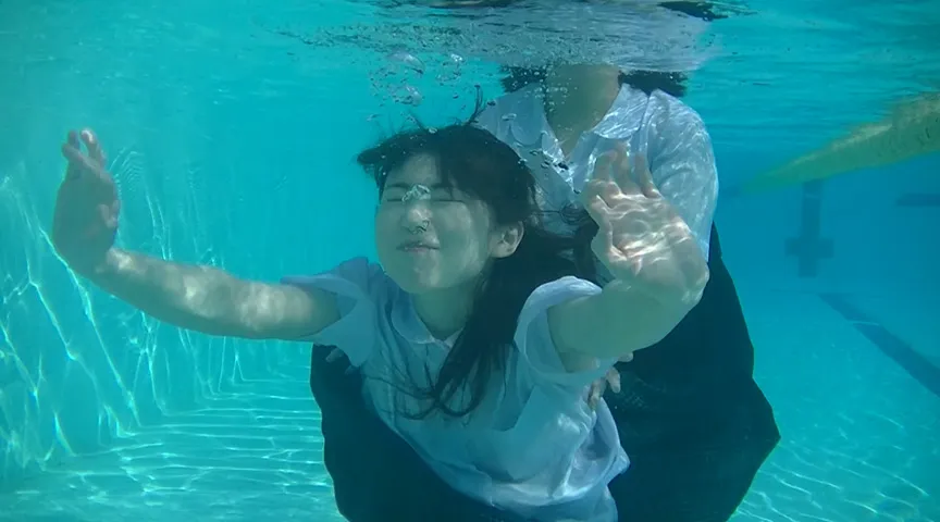 【JK着衣水泳】後輩へのリフレッシュ