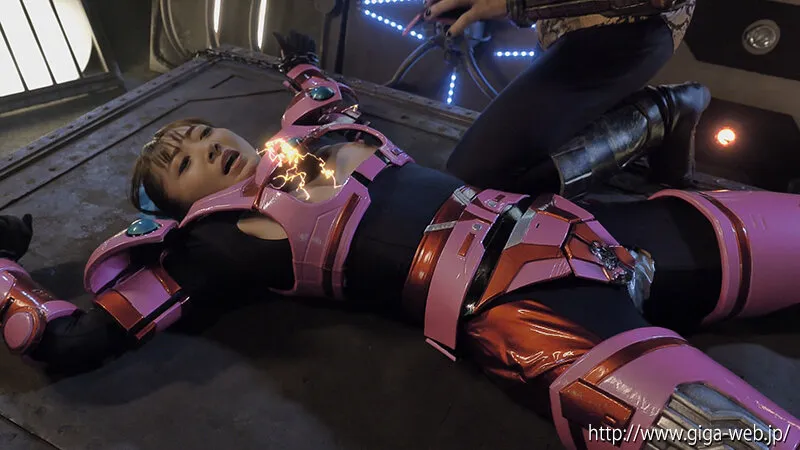 【白鳥すわん 志摩ことり】獣甲特装ディノベイター NEXT