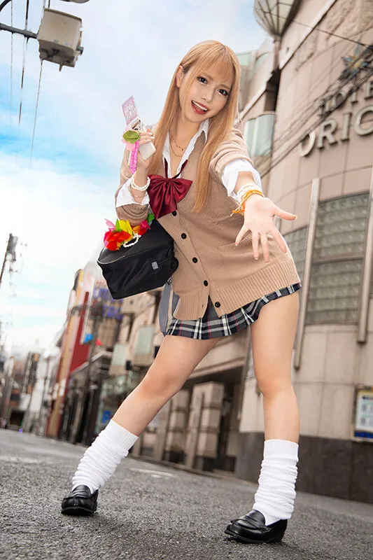 【JK】【VR】これぞ8K！ここだけ平成！ギャル女子校生と体液でチョベリグ￥交～ 蘭々