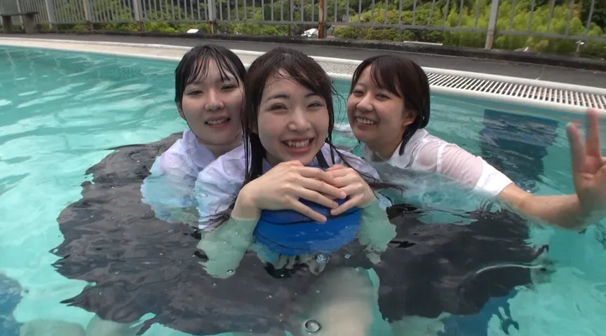 【JK着衣水泳】水球と先輩と卒アル撮影