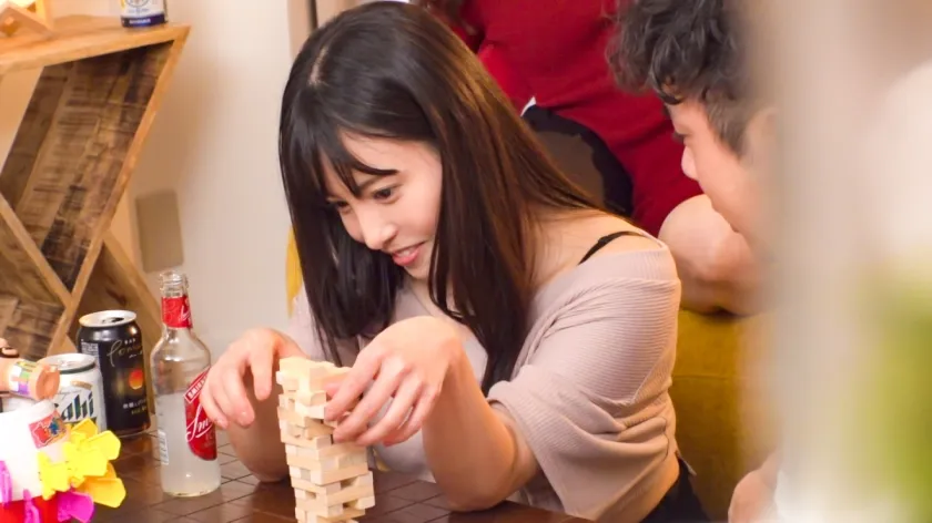 【及川うみ】【おま●こダム崩壊】セクハラNGのお堅いギャラ飲み女子。チ●ポを挿入するとイキ潮ハメ潮を撒き散らす淫乱潮吹きマシーンでしたwww