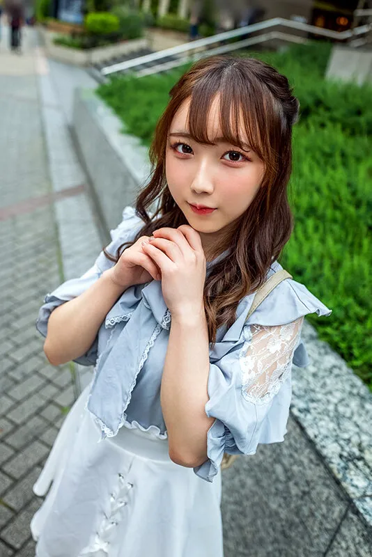 【夢川りあ】素人JD【限定】りあちゃん20歳 地下アイドルとして活動していたのにファンと繋がって解雇されたビッチガール！！クビになってすぐ男遊びしている反省の色0のノー天気ガールに大量中出し！！