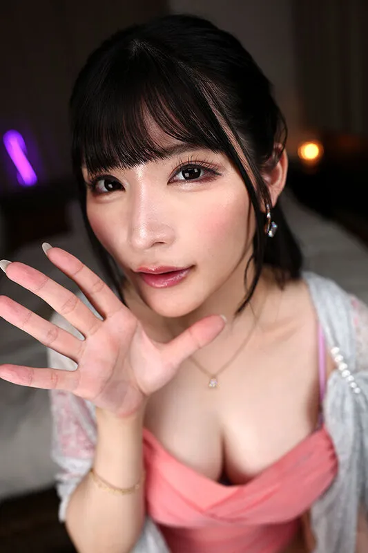 【胡桃さくら】【VR】再会後に、即ホテルへ。最愛の元カノと行きつけの店で偶然出会った直後…緩やかに近くなる距離と空白の時間を埋め合う底無しに大胆なセックス