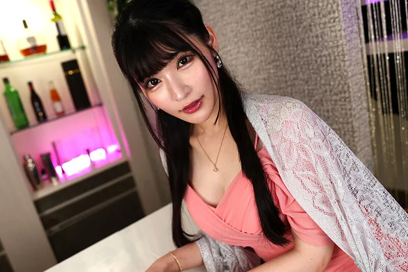 【胡桃さくら】【VR】再会後に、即ホテルへ。最愛の元カノと行きつけの店で偶然出会った直後…緩やかに近くなる距離と空白の時間を埋め合う底無しに大胆なセックス