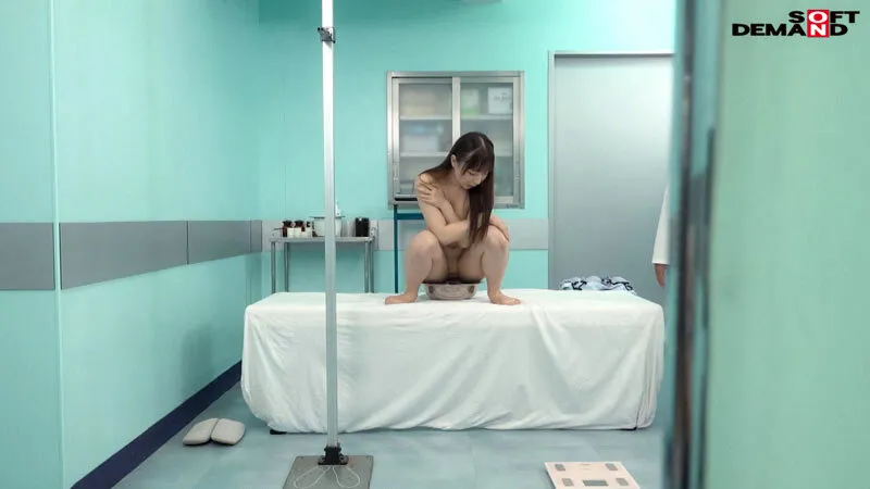 【天晴乃愛 胡桃さくら 夢川りあ】【キメセク健康診断】変態医師がこっそり媚薬を飲ませてガンギマリSEXしまくるドクハラの一部始終