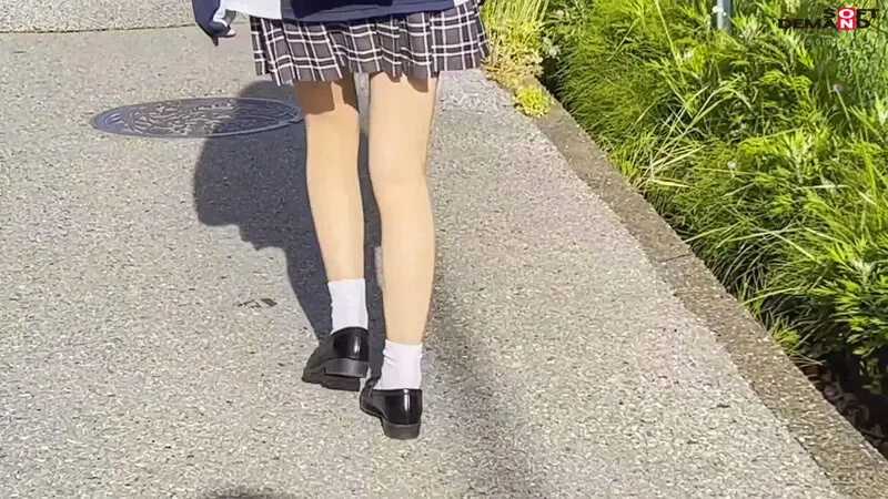 【響乃うた 円井萌華 和久井美兎】スタンガン感電ショック姦001【JKストーキング・盗撮・暴行・中出し昏睡レイプ動画】