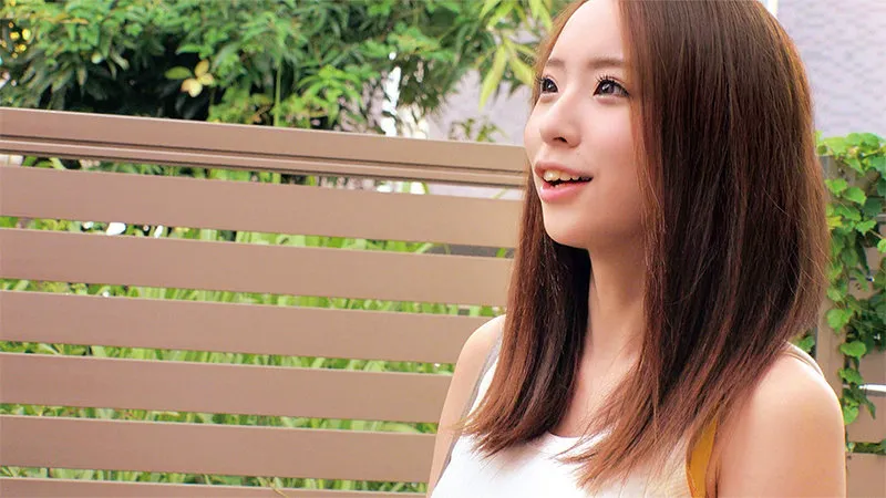 【小鳩咲楽】さらさん【Eカップ不倫妻 童貞筆下ろし】