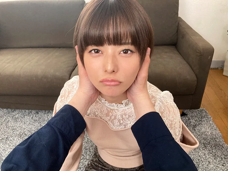 【月乃ルナ】【VR】【フリースタイルVR】同棲を解消して出ていく押しに弱い元カノに泣きの一回SEXを頼んだ僕 ルナ